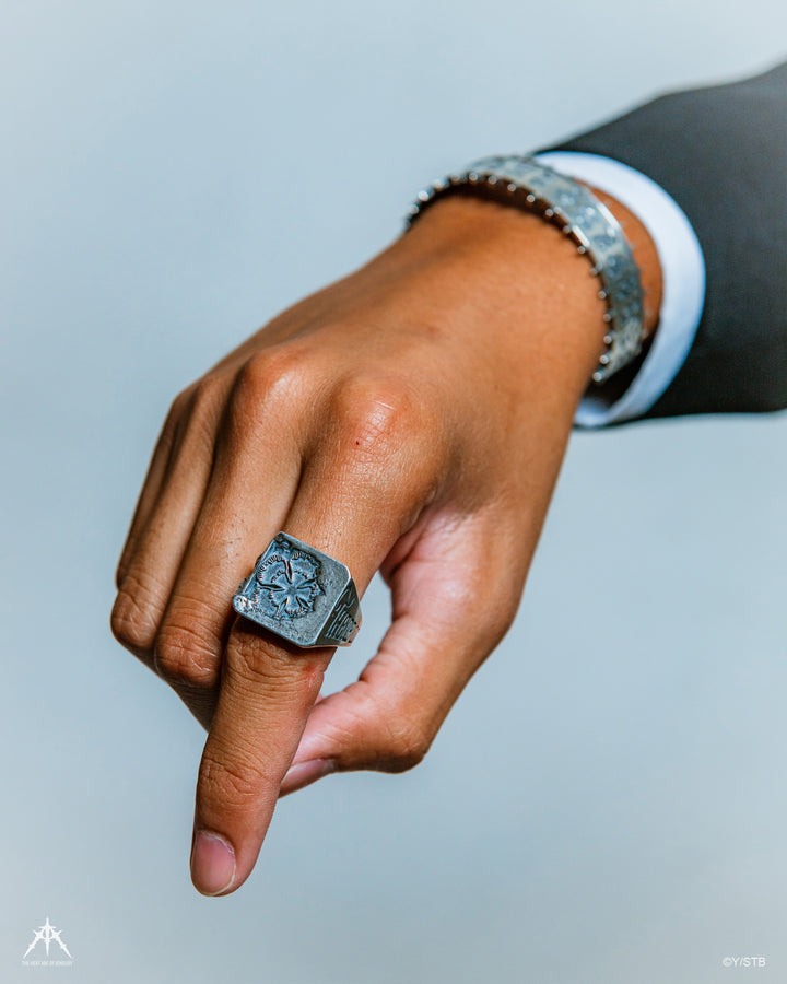 The Five Leaf Signet Ring