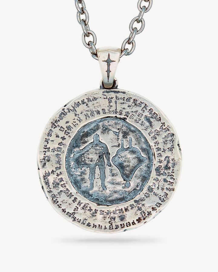 The Ritual of the Advent Pendant